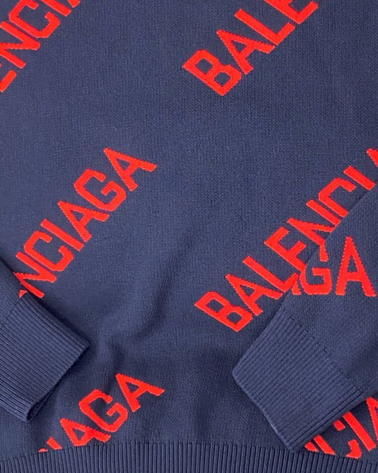 Свитер Balenciaga — фото 9