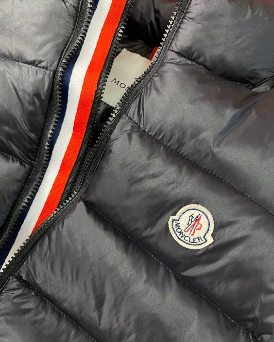 Жилет Moncler — изображение 3