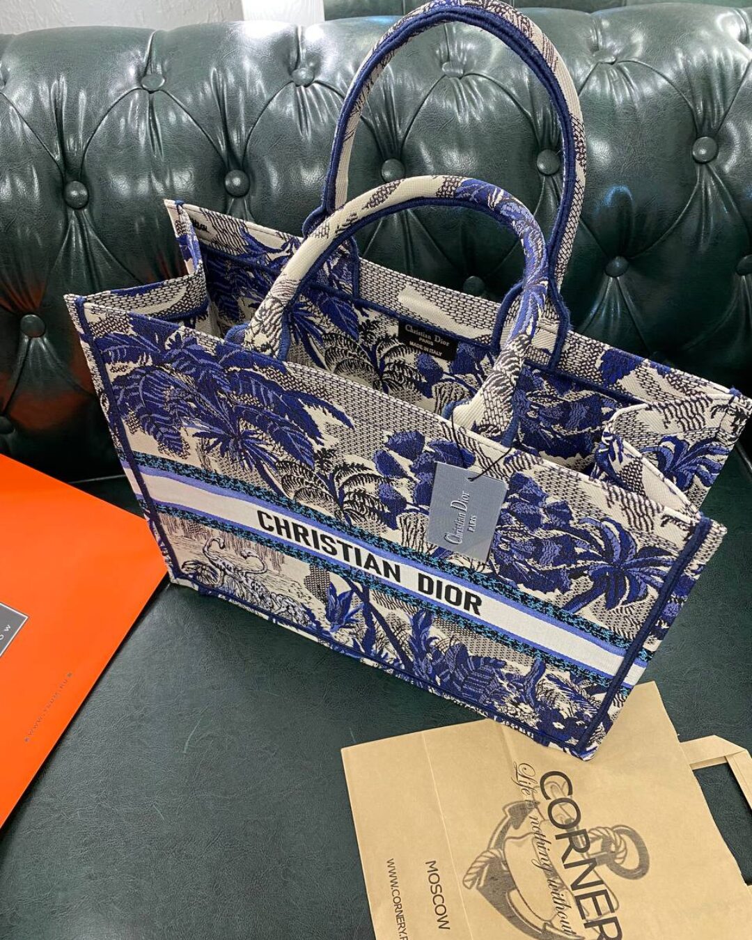 Сумка Dior Book Tote — изображение 2