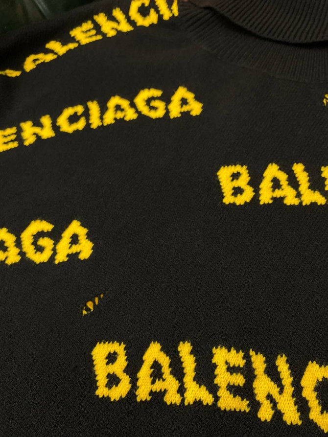 Свитер Balenciaga — изображение 6