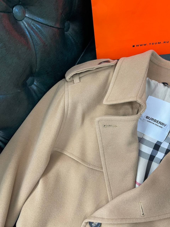 Пальто Burberry — изображение 4