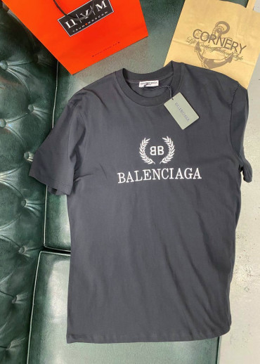 Футболка Balenciaga