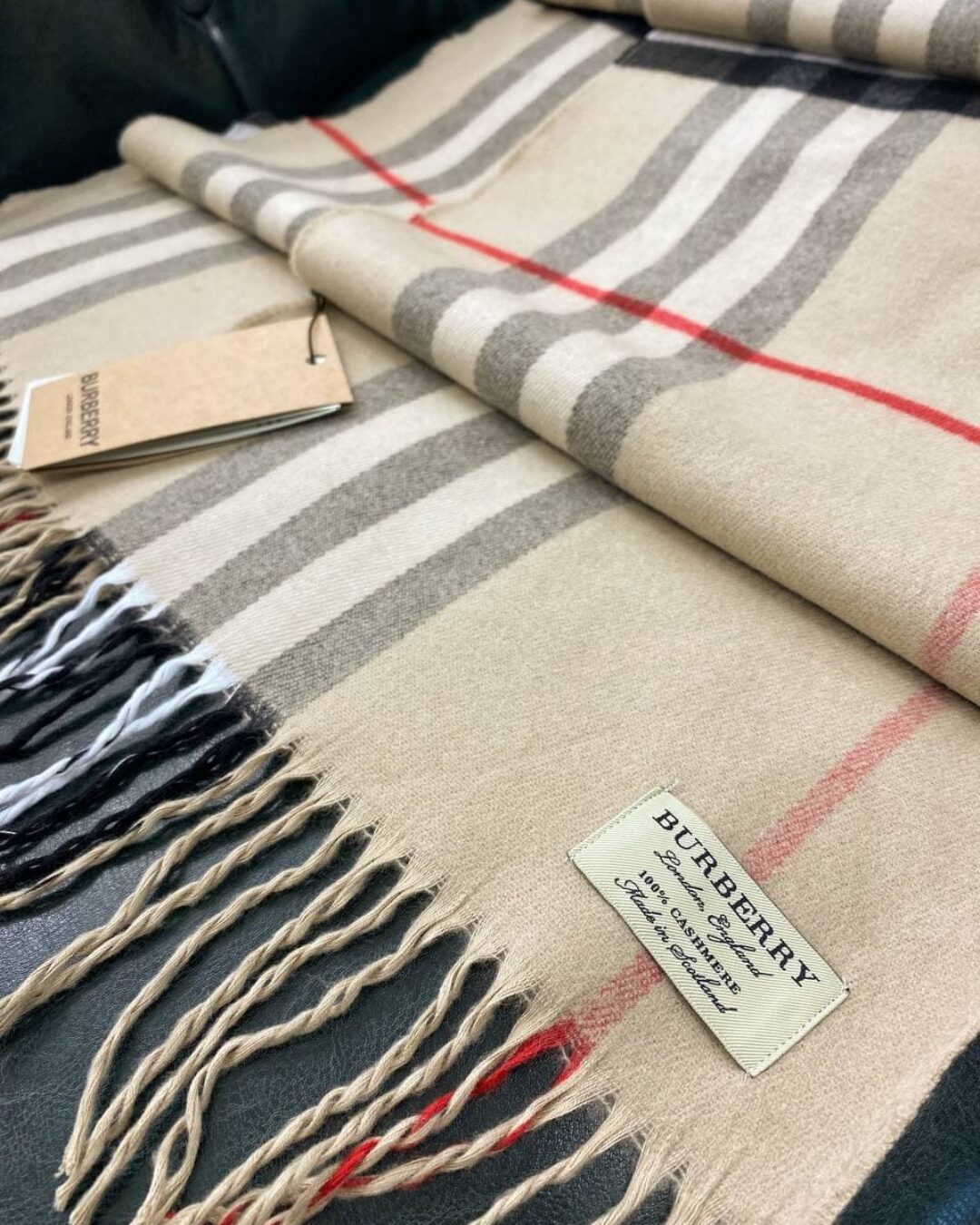 Шарф Burberry — изображение 7