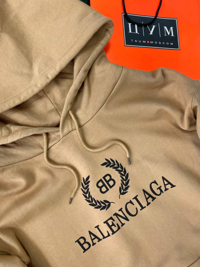 Худи Balenciaga — изображение 3