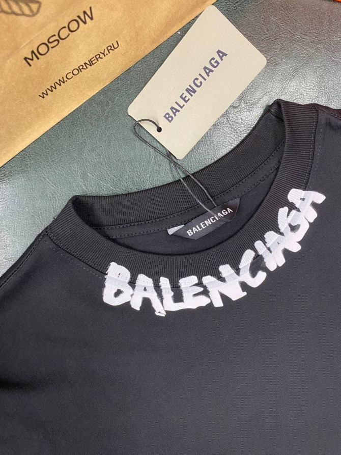 Футболка Balenciaga — изображение 2
