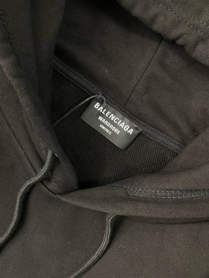 Худи Balenciaga — изображение 3