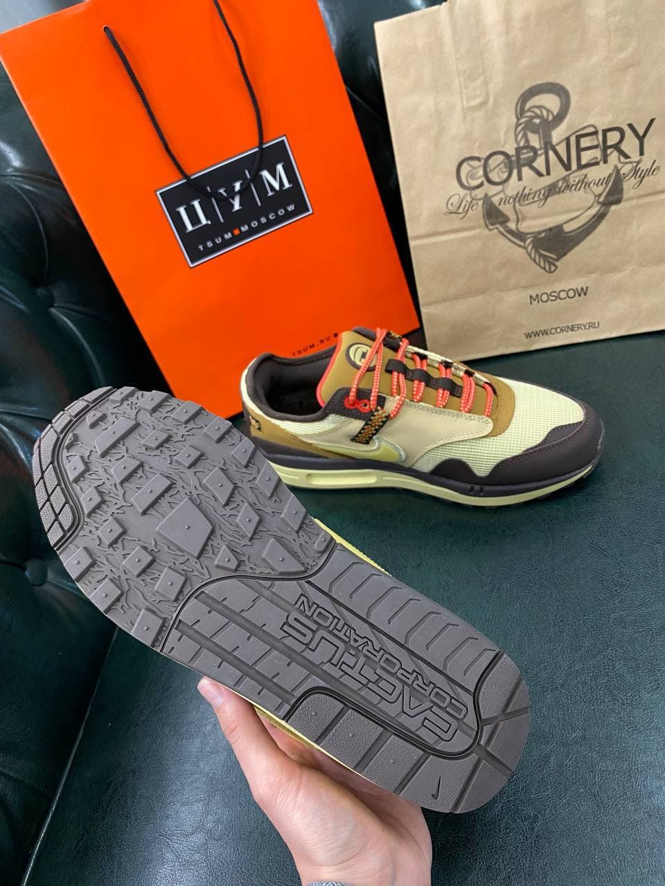Кроссовки Nike Air Max x Travis Scott  Barogue Brown — фото 5