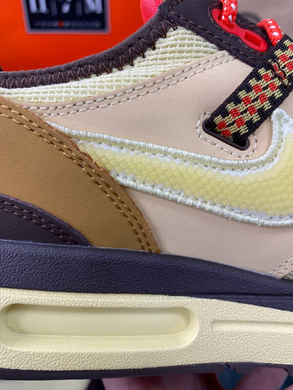 Кроссовки Nike Air Max x Travis Scott  Barogue Brown — фото 4