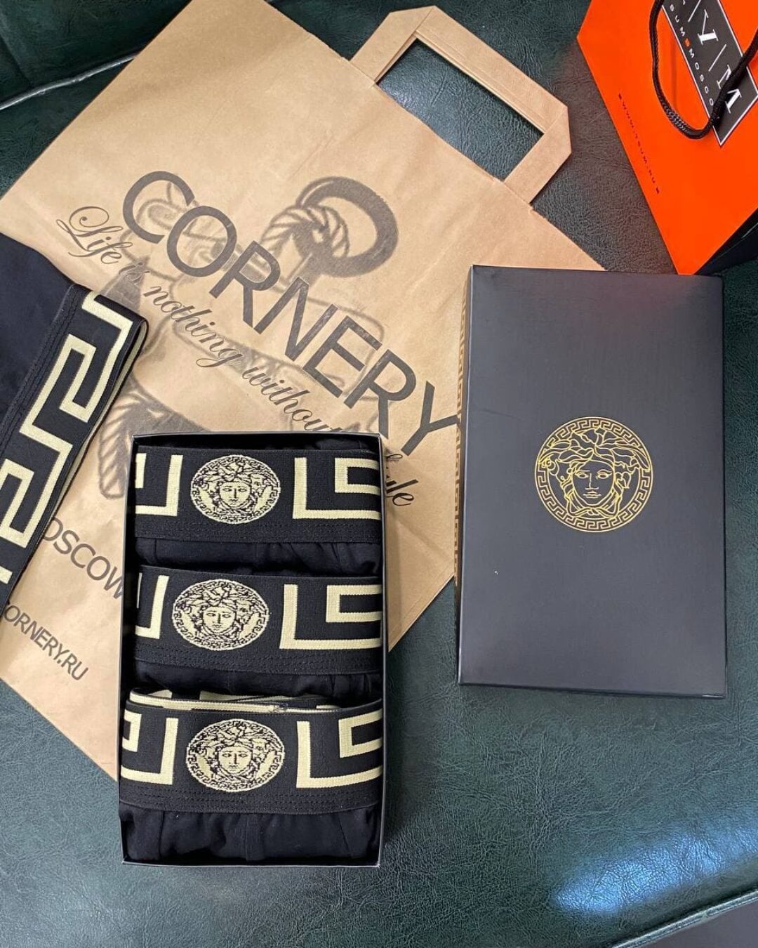 Трусы Versace — изображение 4