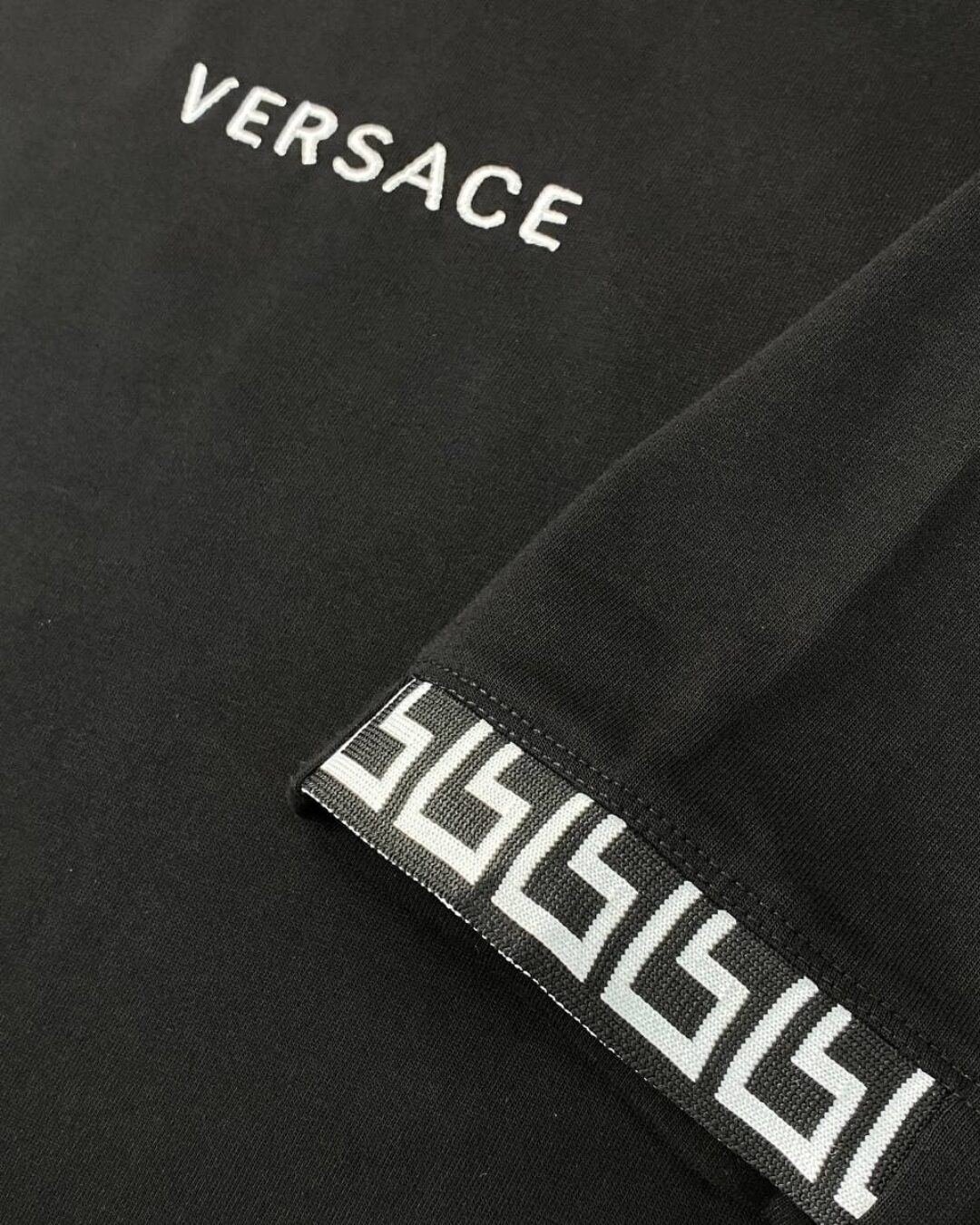 Футболка Versace — изображение 7