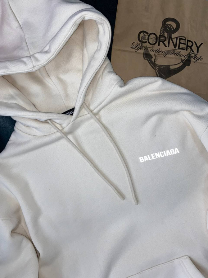 Худи Balenciaga — изображение 3