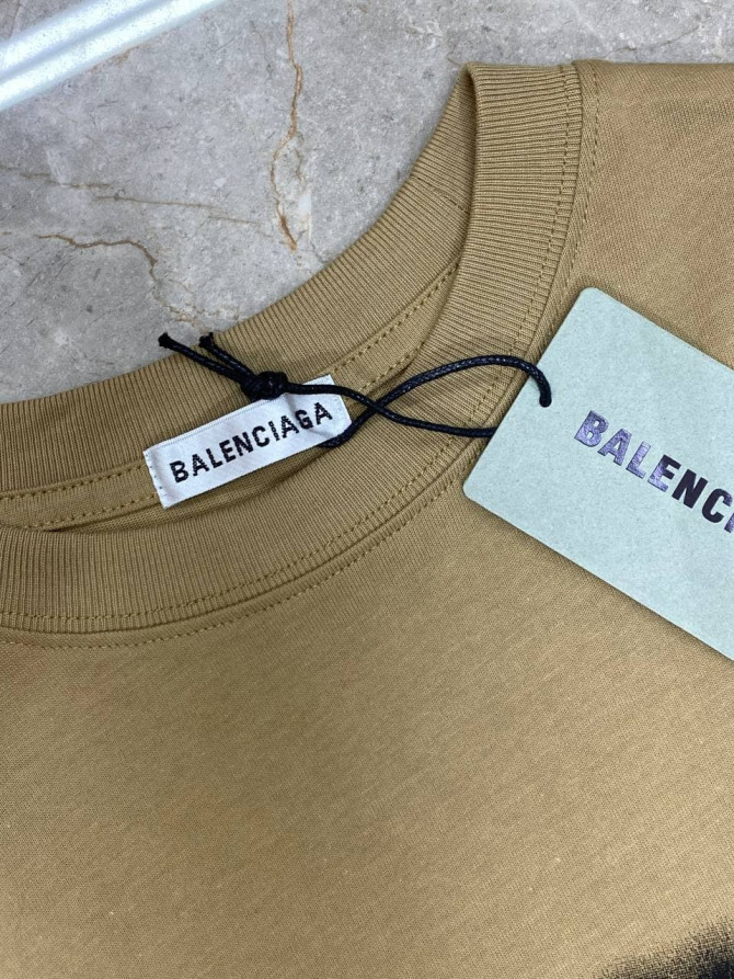 Футболка Balenciaga — изображение 4