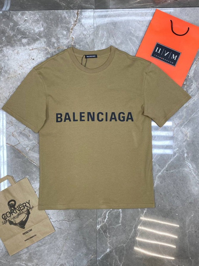 Футболка Balenciaga