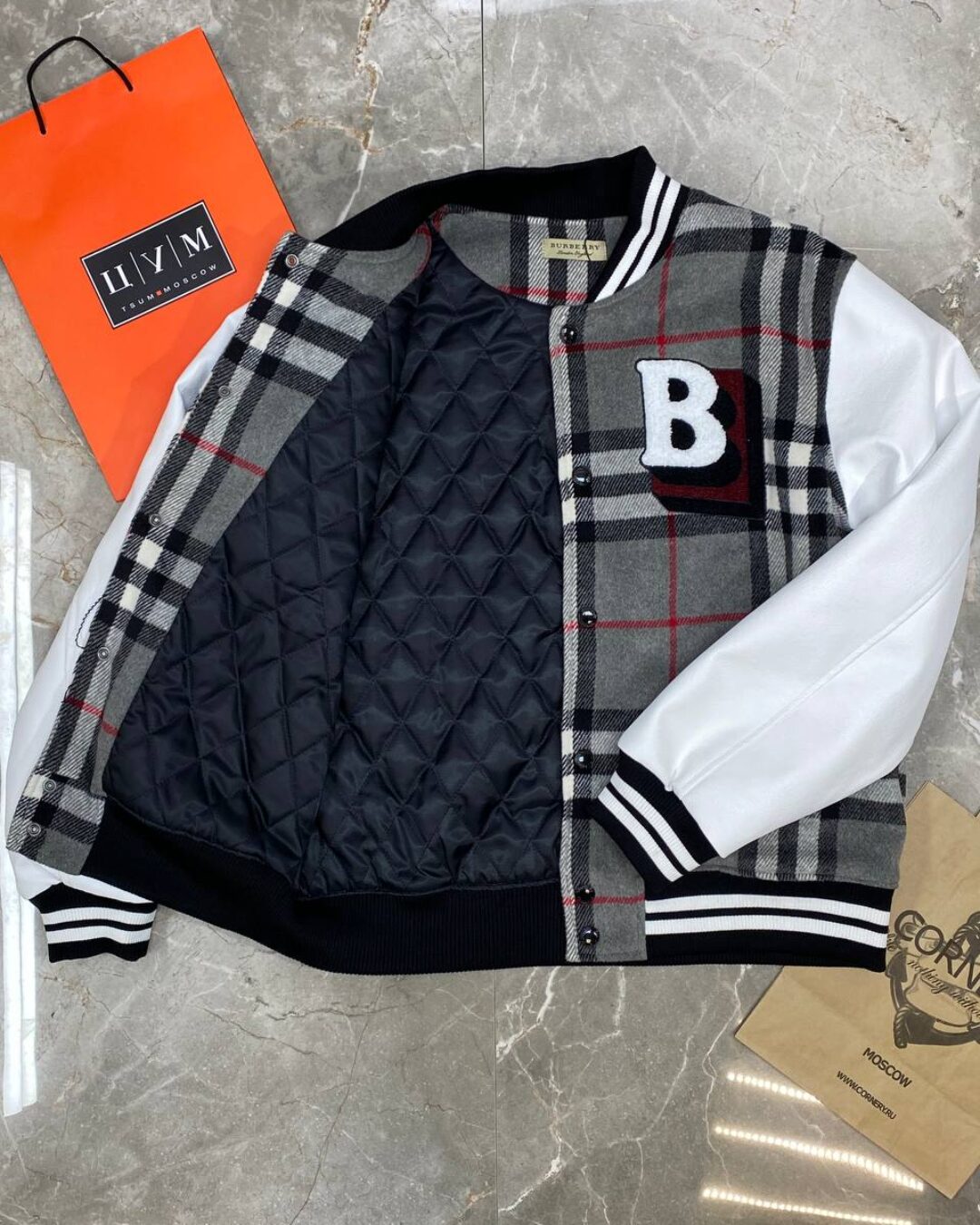 Бомбер Burberry — изображение 2