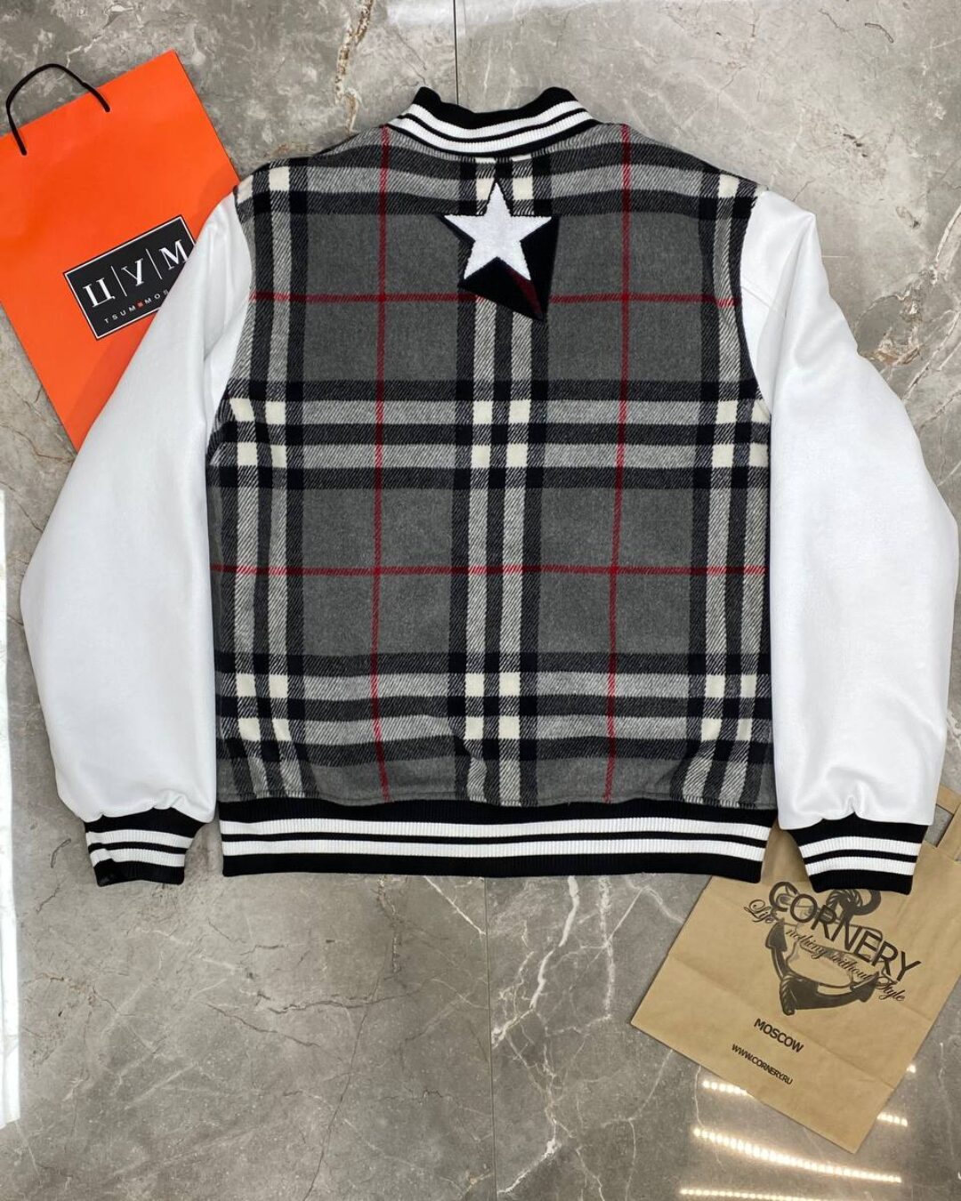 Бомбер Burberry — изображение 3