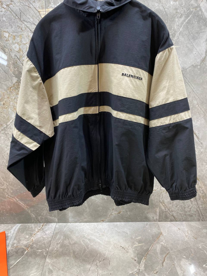 Ветровка Balenciaga — изображение 6
