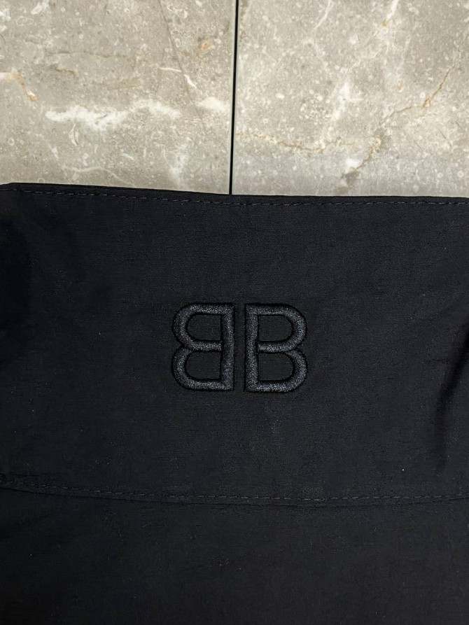 Ветровка Balenciaga — изображение 3