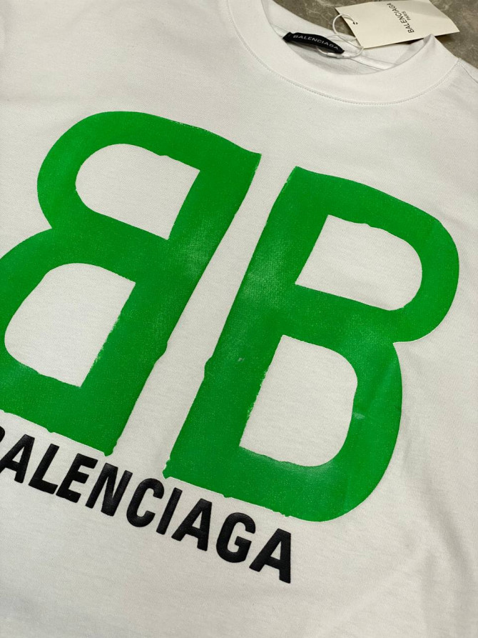 Футболка Balenciaga — изображение 5