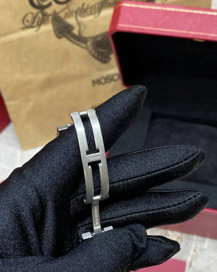 Часы Cartier Panthère de Cartier — фото 3