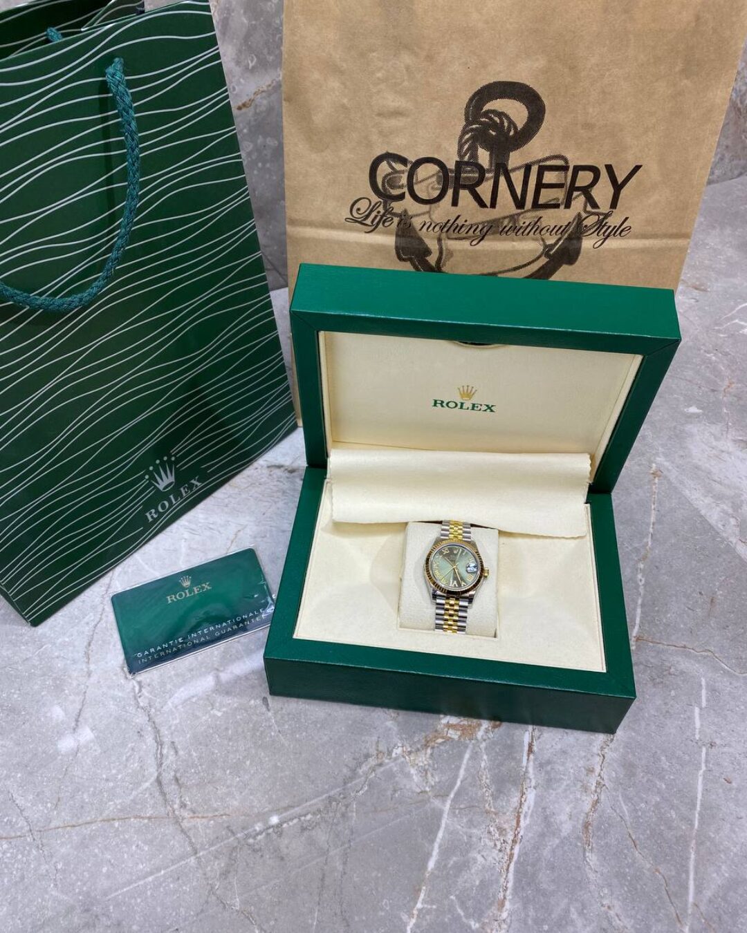Часы Rolex DateJust Gold — изображение 2