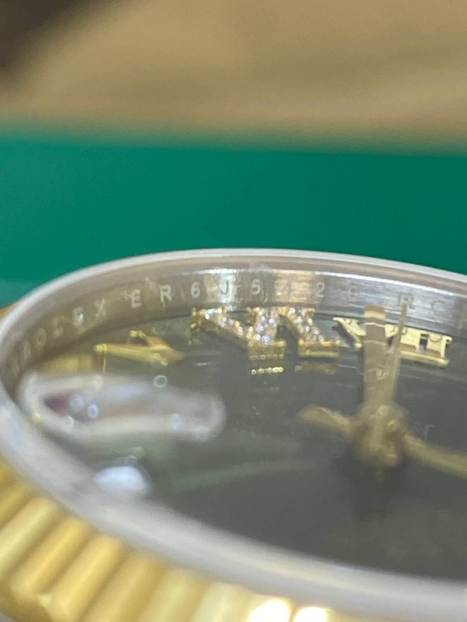 Часы Rolex DateJust Gold — изображение 3