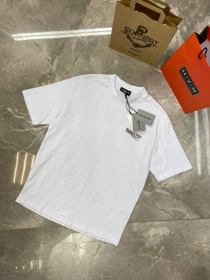 Футболка Balenciaga