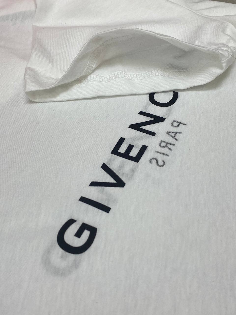 Футболка Givenchy — фото 4