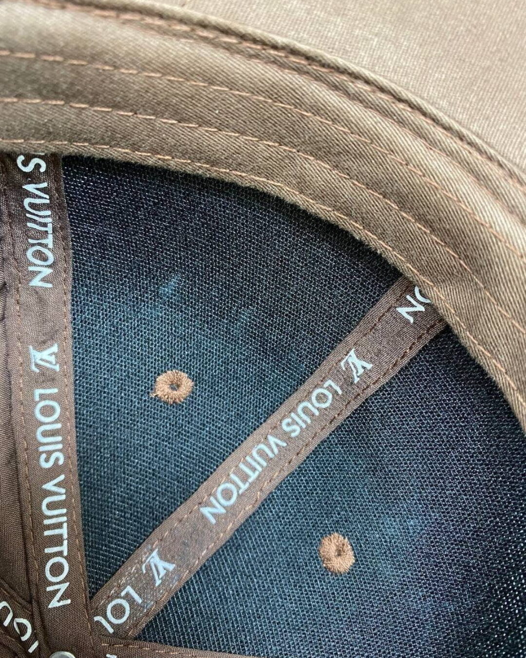 Кепка Louis Vuitton — изображение 8