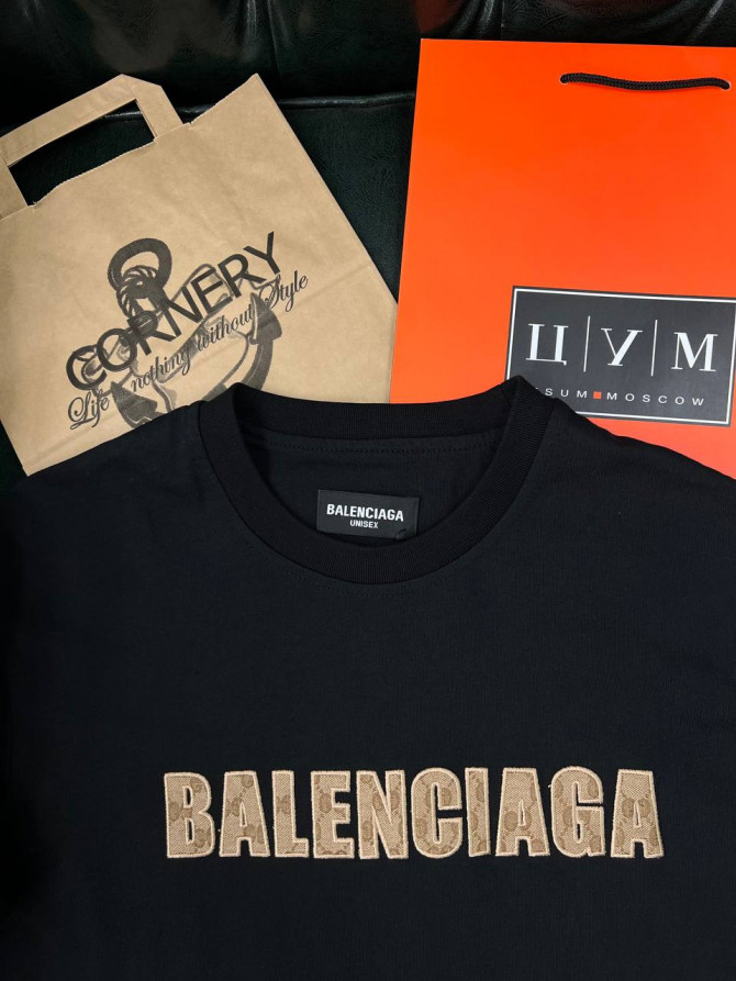 Футболка Balenciaga — изображение 4