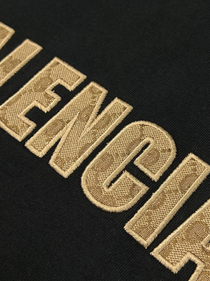 Футболка Balenciaga — изображение 9