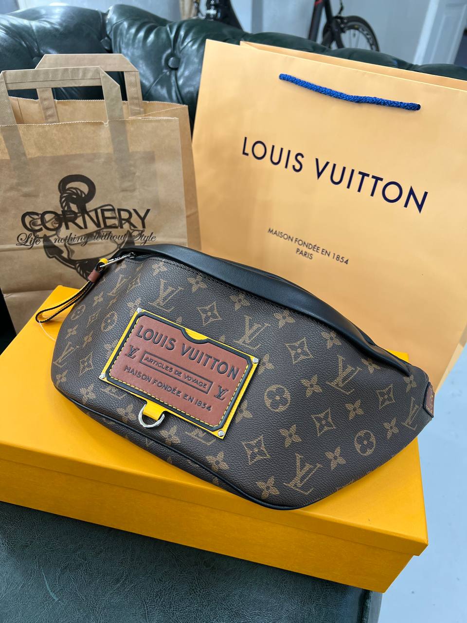 Сумка Louis Vuitton Campus — фото 1