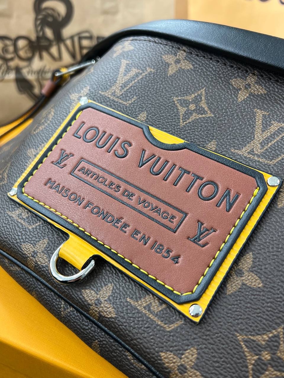 Сумка Louis Vuitton Campus — фото 7