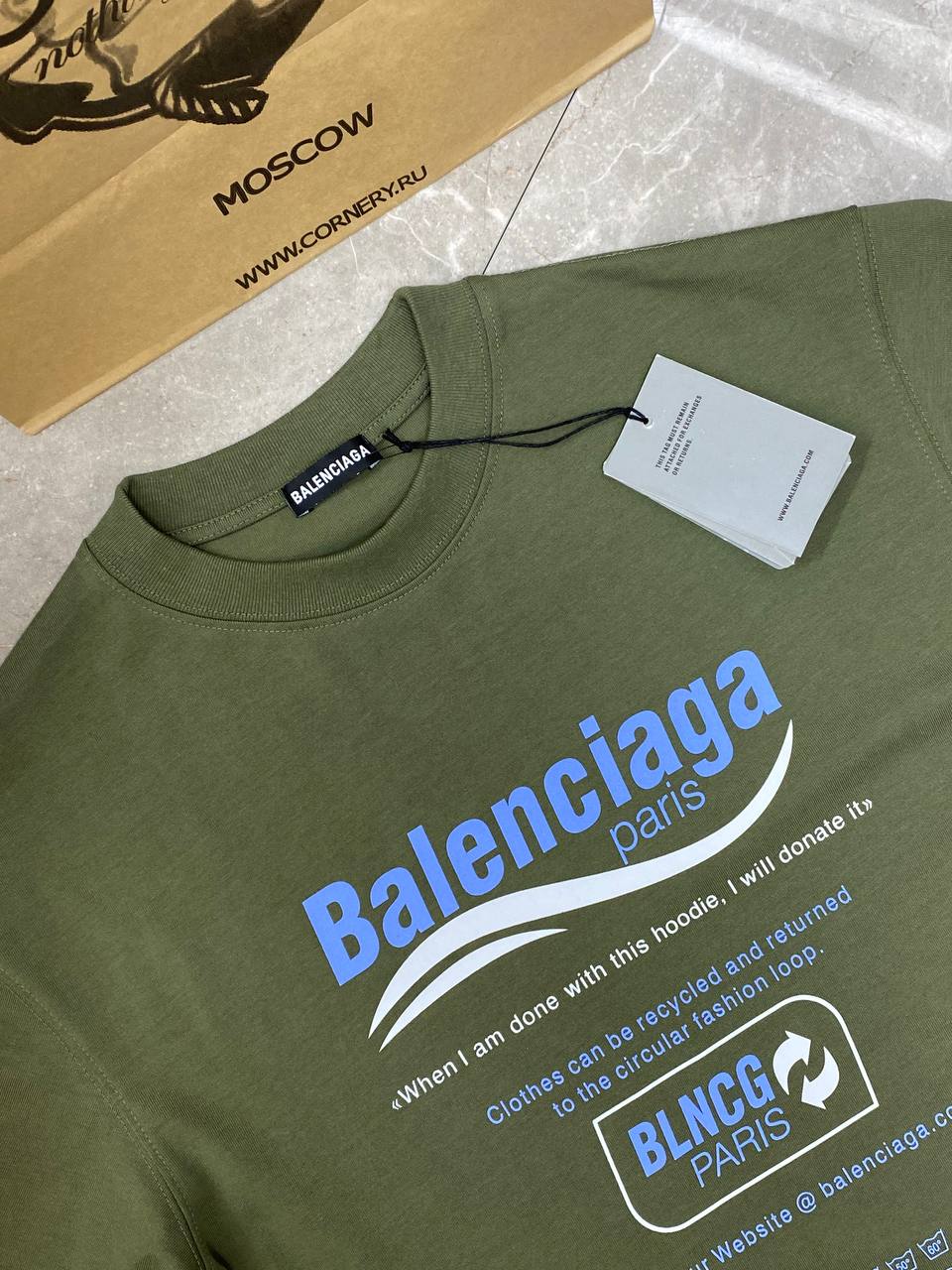 Футболка Balenciaga — фото 6