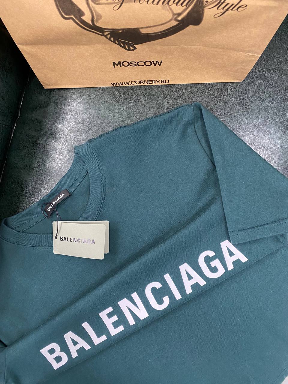 Футболка Balenciaga — фото 3