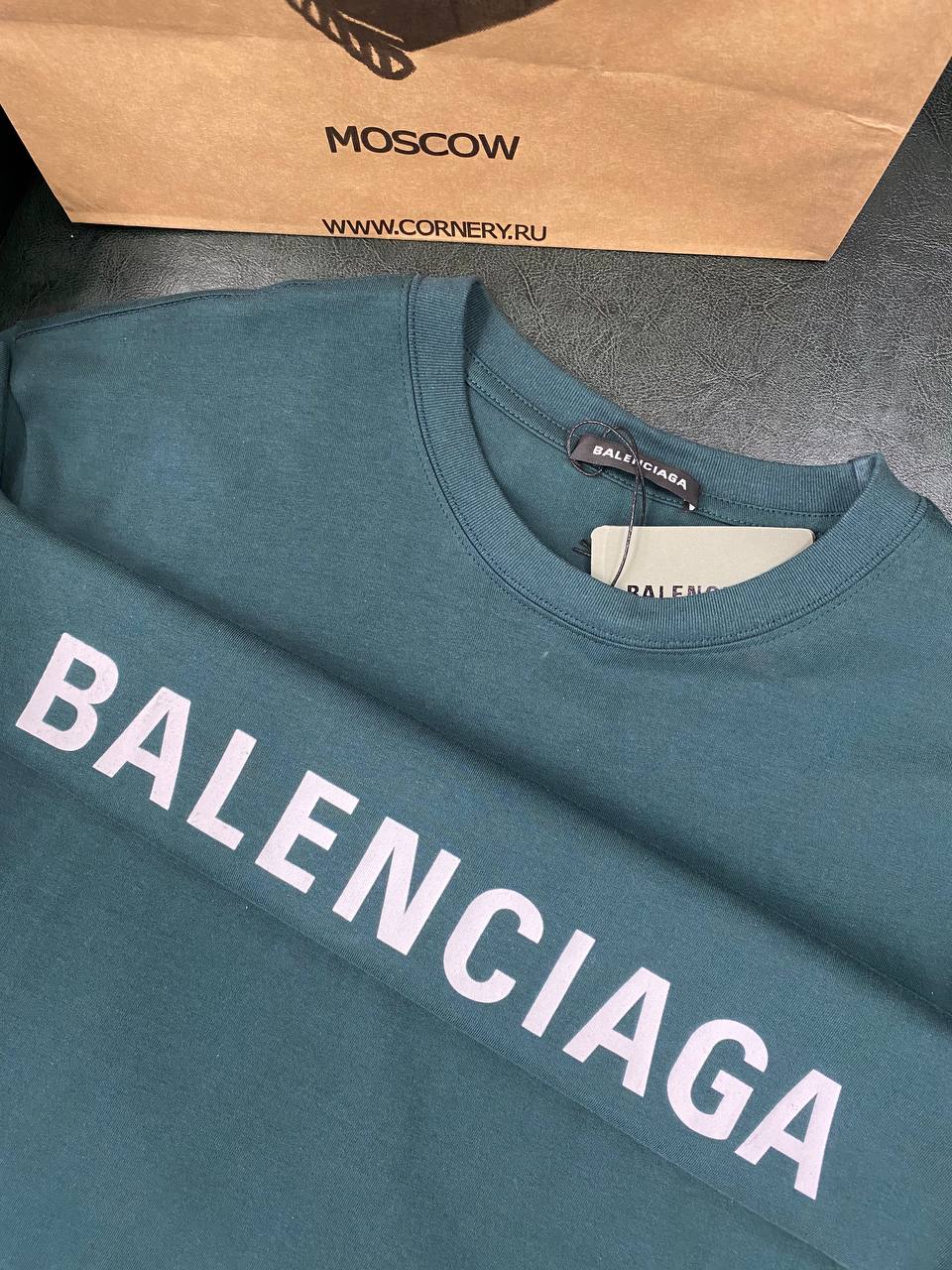 Футболка Balenciaga — фото 6