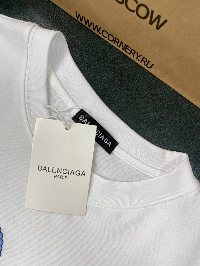 Футболка Balenciaga — изображение 2