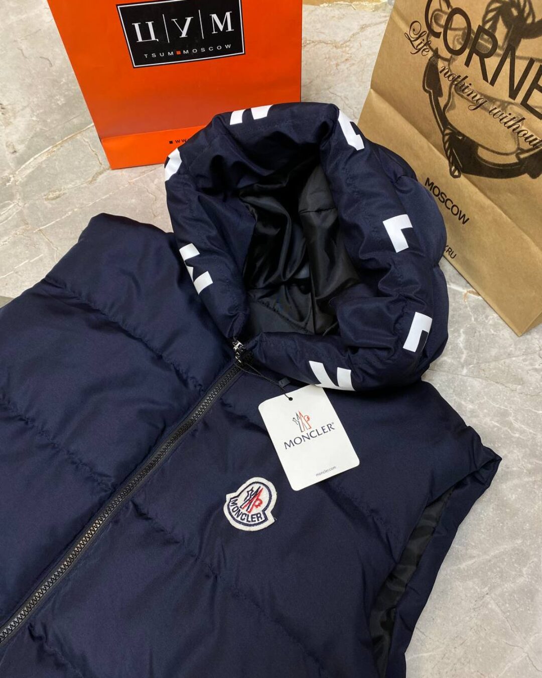 Жилет Moncler — изображение 2
