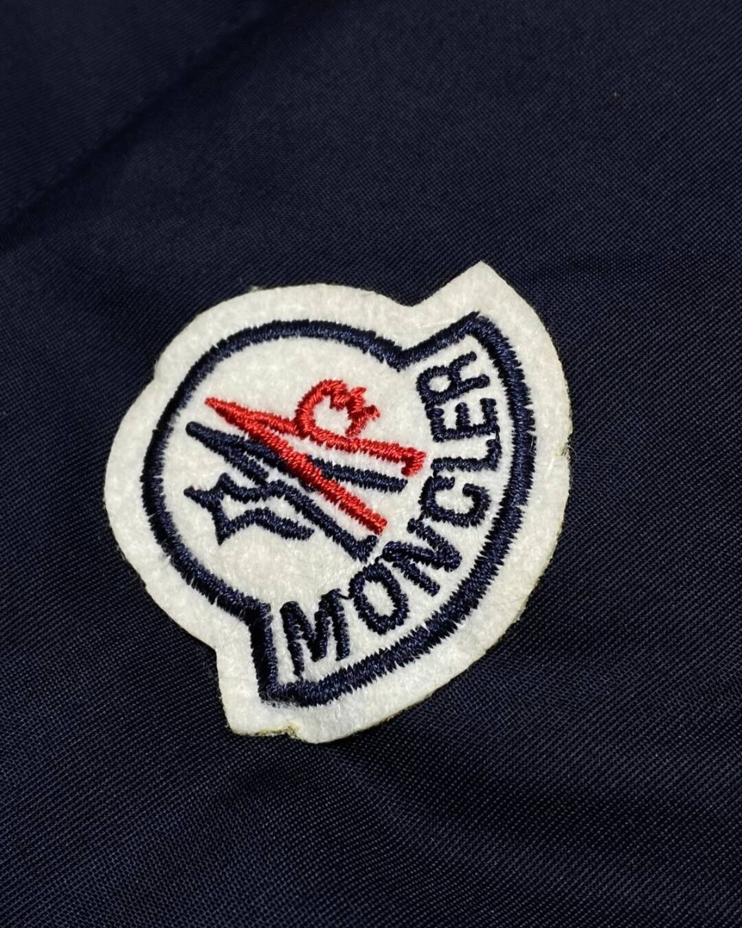 Жилет Moncler — изображение 7