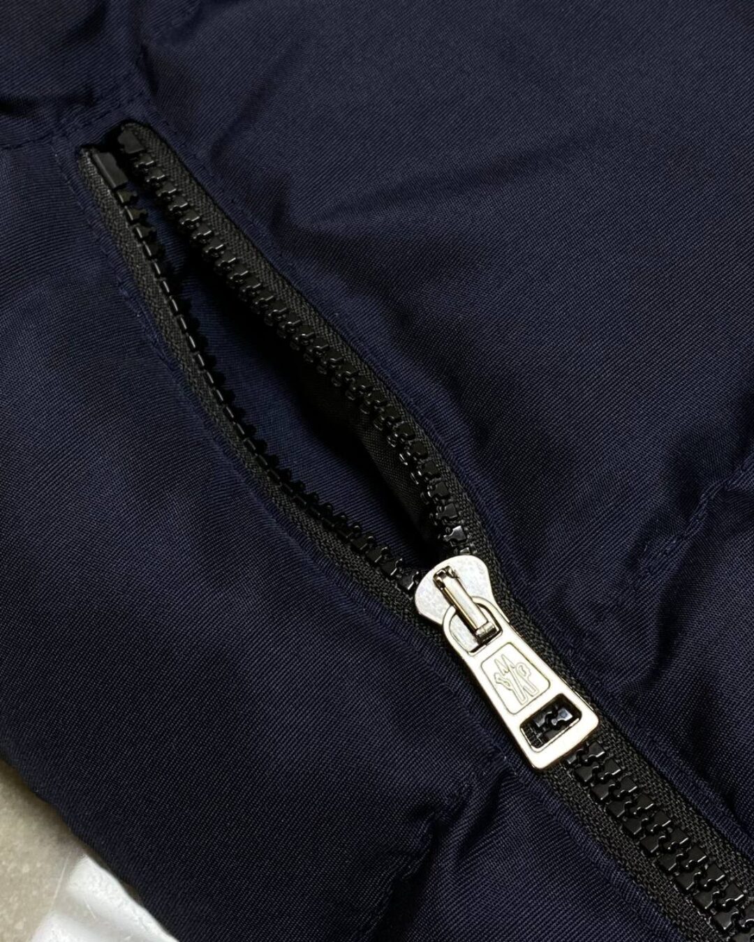Жилет Moncler — изображение 8