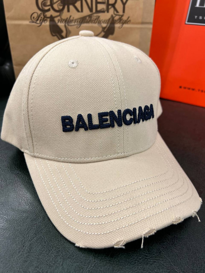 Кепка Balenciaga — изображение 3