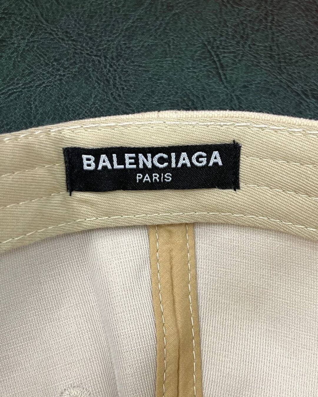 Кепка Balenciaga — изображение 5