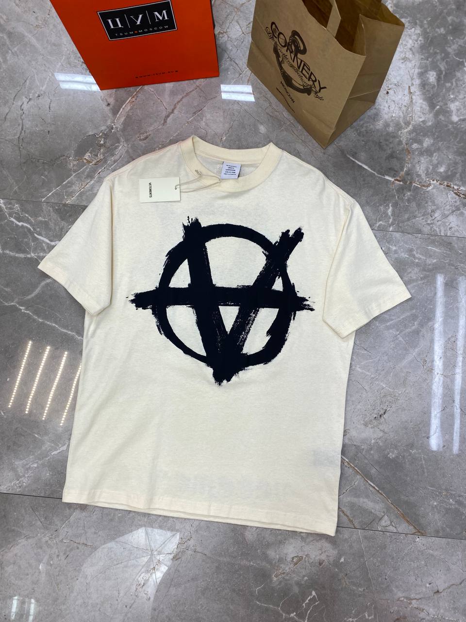 Футболка Vetements Anarchy — фото 1