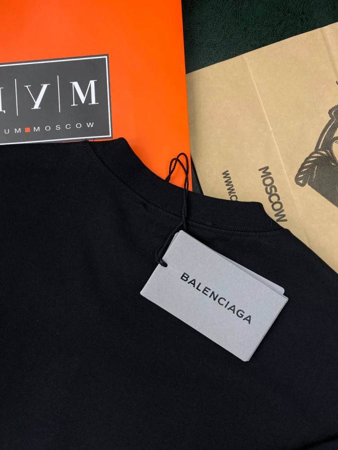 Футболка Balenciaga — изображение 3
