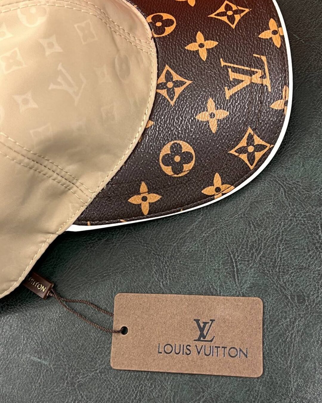 Кепка Louis Vuitton — изображение 3