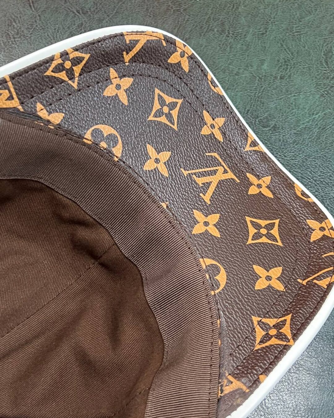 Кепка Louis Vuitton — изображение 5