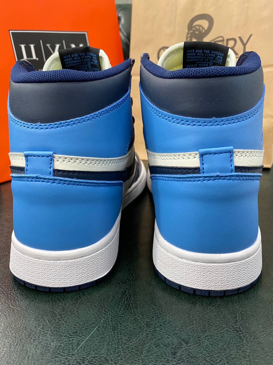 Кроссовки Jordan 1 Retro High Obsidian UNC — фото 2