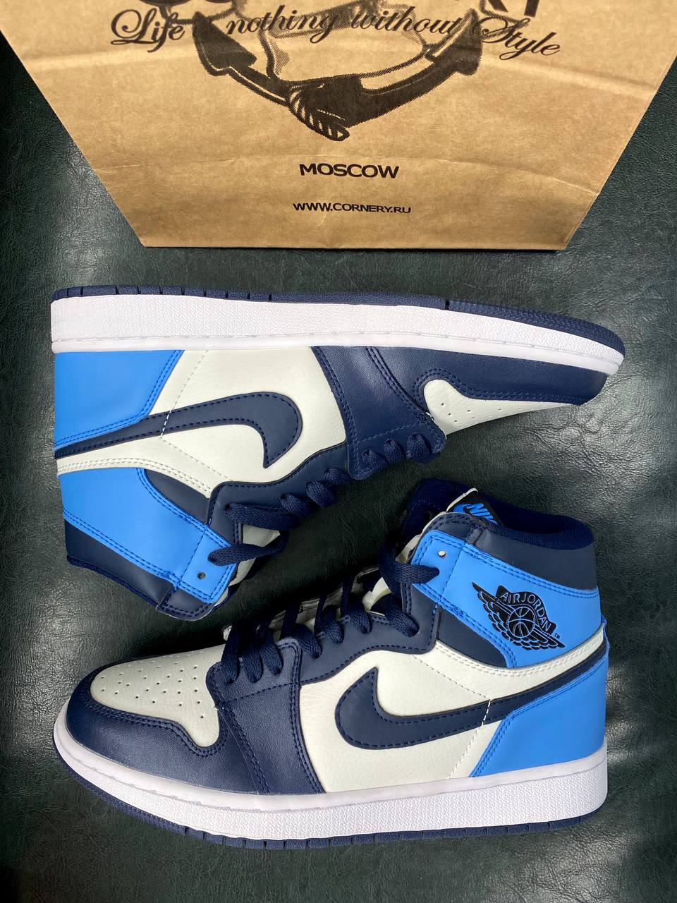 Кроссовки Jordan 1 Retro High Obsidian UNC — фото 6