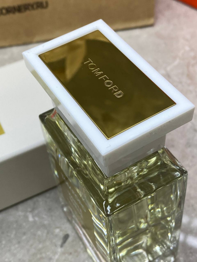 Парфюм Tom Ford White Suede — изображение 9