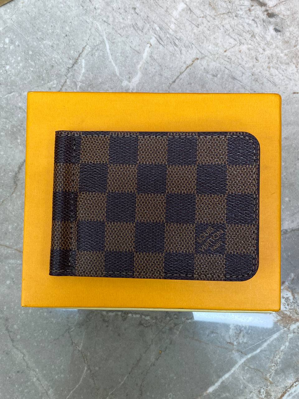 Кошелёк Louis Vuitton — фото 1