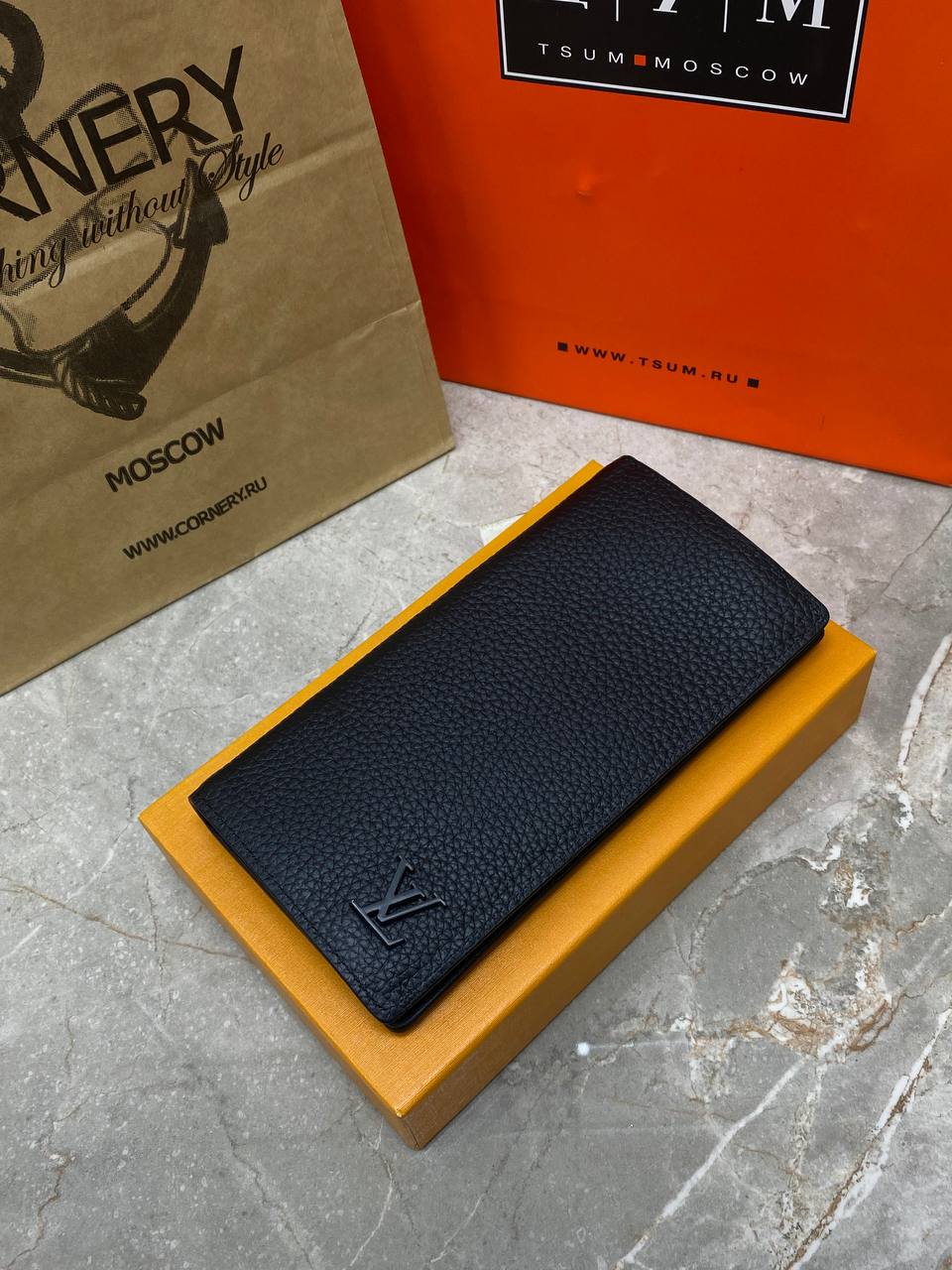 Кошелёк Louis Vuitton — фото 1